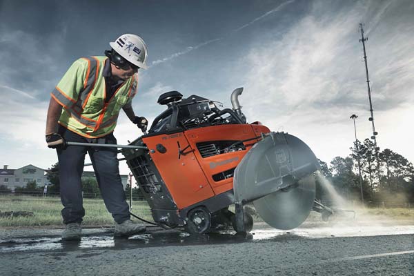 Floor and road sawing concrete cutting work