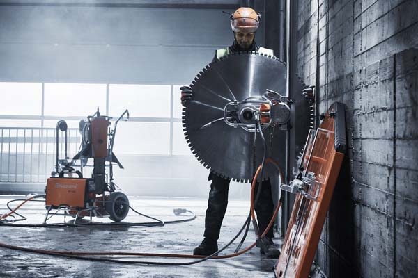 Wire and wall sawing concrete cutting service